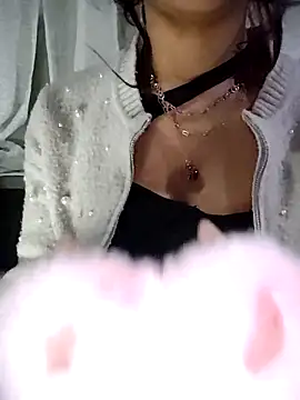 Snapshot of ElaRuil69 chatting on November 14, 3:49 am ElaRuil69 online show from November 14, 3:49 am