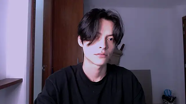 Snapshot of gunther_hda chatting on March 9, 4:27 am gunther hda online show from March 9, 4:27 am