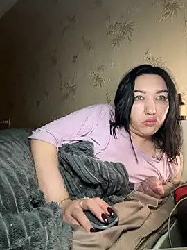 Naughtbaby 2025 online show from September 18, 12:34 am