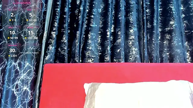 Snapshot of Siena_Amaris chatting on November 20, 9:31 am Siena Amaris online show from November 20, 9:31 am