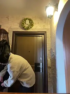 Snapshot of AlishaPrettyBlade chatting on February 26, 3:32 am AlishaPrettyBlade online show from February 26, 3:32 am