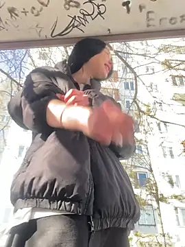 Snapshot of AlishaPrettyBlade chatting on March 16, 7:26 am AlishaPrettyBlade online show from March 16, 7:26 am