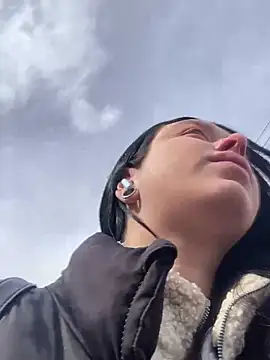 Snapshot of AlishaPrettyBlade chatting on March 22, 5:49 am AlishaPrettyBlade online show from March 22, 5:49 am