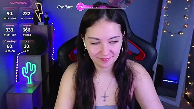 Snapshot of AshleySkott_ chatting on February 19, 7:39 am AshleySkott online show from February 19, 7:39 am