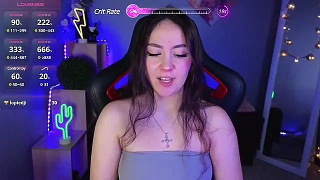 Snapshot of AshleySkott_ chatting on February 24, 10:26 am AshleySkott online show from February 24, 10:26 am