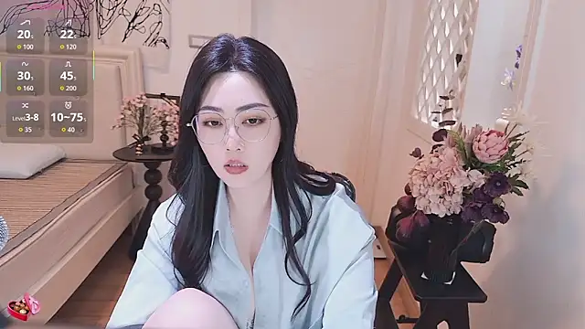 Snapshot of Tingdie chatting on October 17, 7:05 pm Tingdie online show from October 17, 7:05 pm