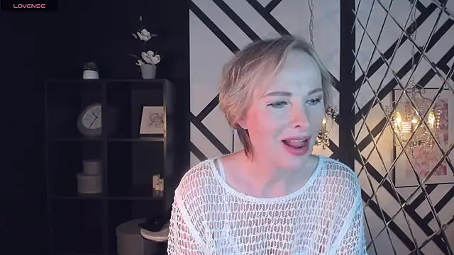 Sandra Kind online show from March 9, 8:29 am