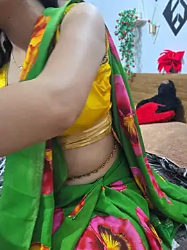 RealcoupleP online show from May 4, 5:53 pm