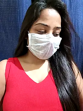 COZY ROZI online show from March 9, 4:00 pm