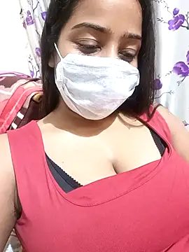 COZY ROZI online show from September 18, 5:48 pm