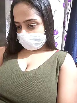 COZY ROZI online show from November 17, 3:07 pm