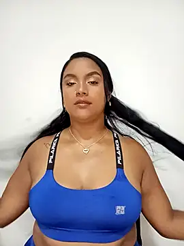 victoria roussee online show from February 18, 8:36 pm