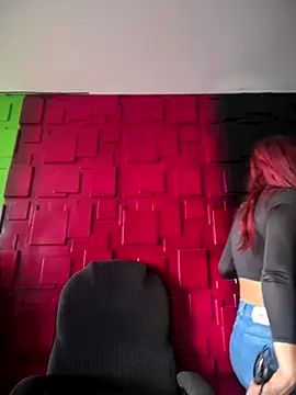 Emily-teen online show from October 7, 1:30 pm