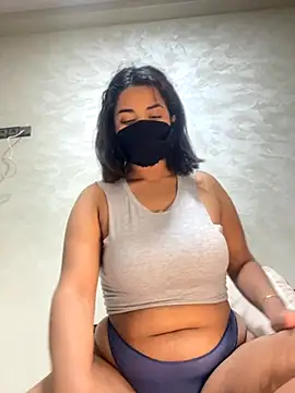 Snapshot of Louli_ta chatting on November 25, 9:48 pm Louli ta online show from November 25, 9:48 pm