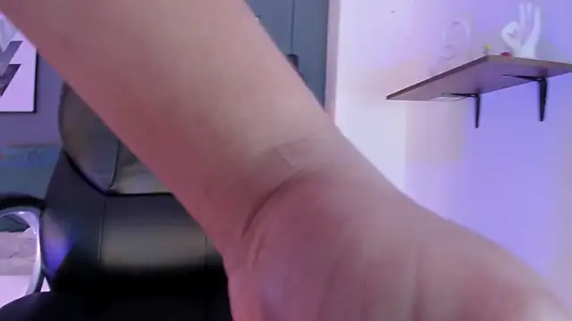 LianaSaez online show from February 27, 2:10 am