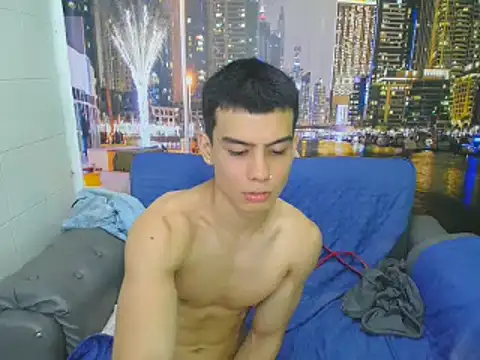 seigfried0 online show from February 18, 9:42 pm