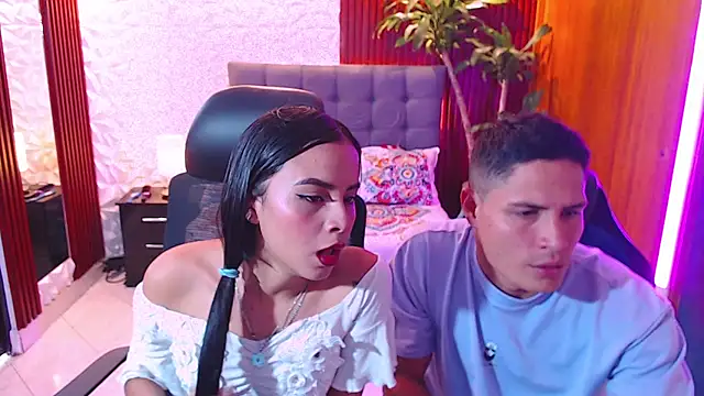 Snapshot of SaraClub_JY chatting on February 20, 8:36 pm SaraClub JY online show from February 20, 8:36 pm