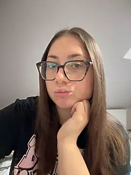 Snapshot of May_Alisa chatting on October 11, 2:48 pm May Alisa online show from October 11, 2:48 pm