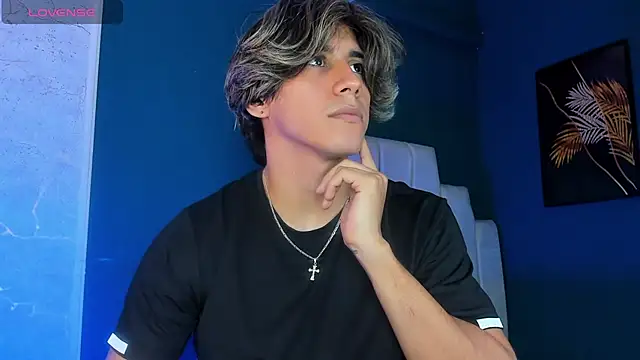 Snapshot of Allex_Cano chatting on October 9, 2:53 am Allex Cano online show from October 9, 2:53 am