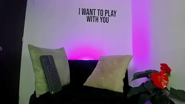 Zamira Taylor online show from February 28, 7:14 pm