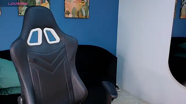 Zamira Taylor online show from October 10, 12:09 am