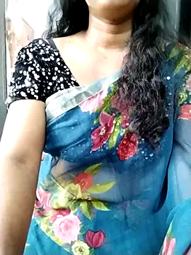 Snapshot of suthas99 chatting on October 27, 7:45 am suthas99 online show from October 27, 7:45 am