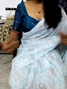 Snapshot of suthas99 chatting on November 19, 6:02 am suthas99 online show from November 19, 6:02 am