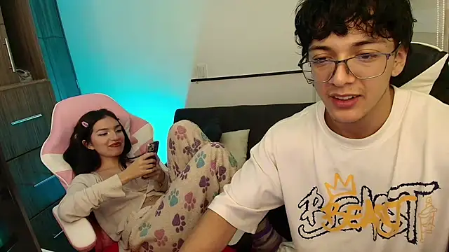 DesireLuxe online show from November 13, 6:56 am