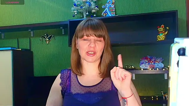 VeronikawGold online show from December 22, 8:00 am