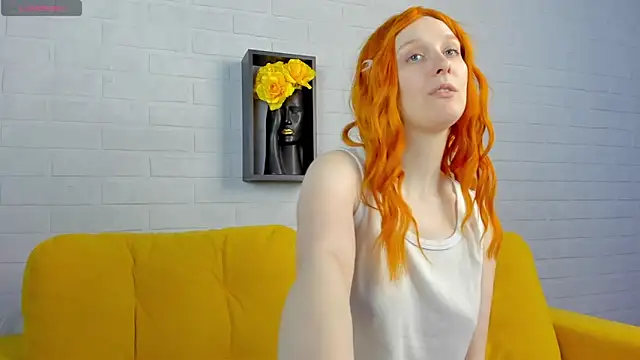 KristinMoore online show from March 8, 12:52 pm