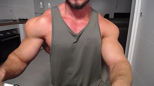 Snapshot of martins9 chatting on February 7, 11:36 am martins9 online show from February 7, 11:36 am