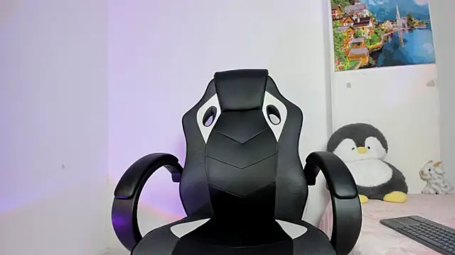 Snapshot of ammy_e chatting on November 29, 2:47 am ammy e online show from November 29, 2:47 am