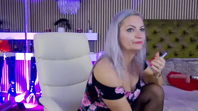 LadyTouch online show from October 7, 11:57 pm