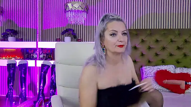 LadyTouch online show from November 5, 12:32 am