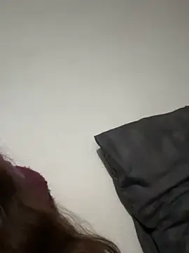 lola  med online show from February 26, 9:16 pm