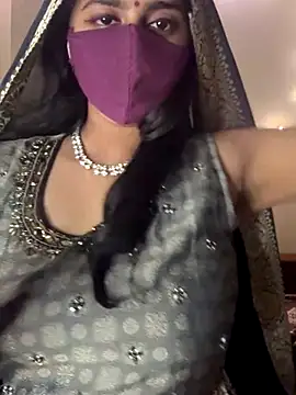 Dishasarmaa05 online show from December 15, 3:05 pm