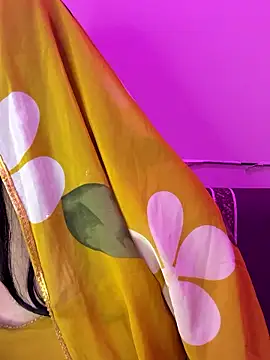 Dishasarmaa05 online show from January 13, 4:34 pm