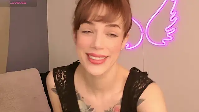 FrancescaFerra online show from February 8, 1:47 pm