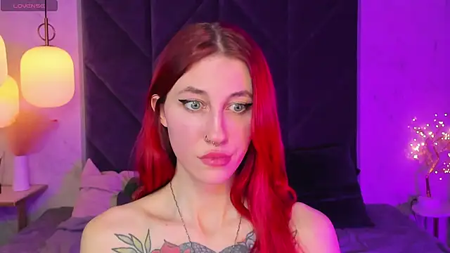 Dita Redrum online show from February 25, 11:30 am