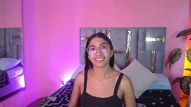 Snapshot of Tyla_Ks chatting on March 22, 7:20 pm Tyla Ks online show from March 22, 7:20 pm
