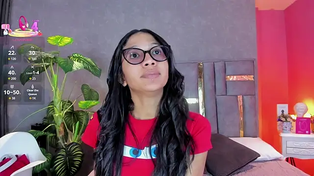 Tyla Ks online show from April 4, 7:22 pm