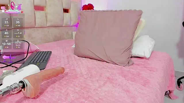 cutie sarax1 online show from November 6, 7:48 pm