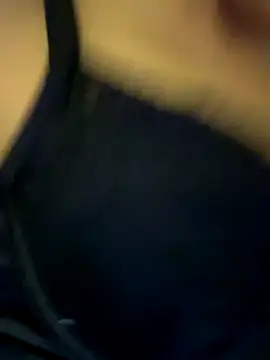 Snapshot of laraaaaaa chatting on September 19, 6:08 pm laraaaaaa online show from September 19, 6:08 pm