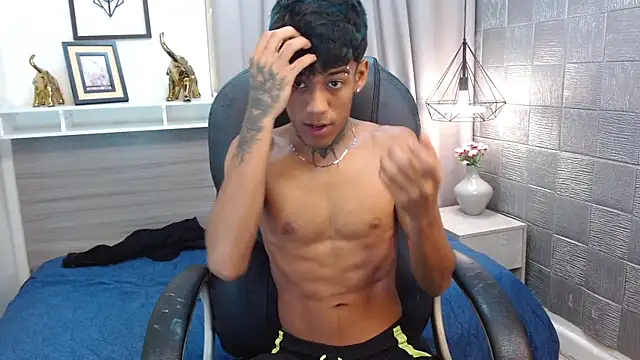 RyanKing19 online show from October 9, 8:12 am