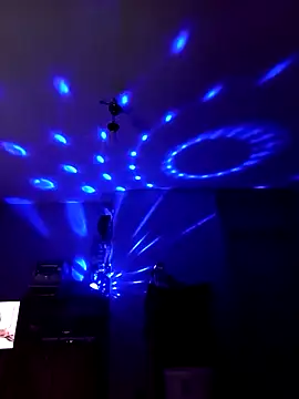 GrindingOvermuch online show from October 31, 8:43 pm