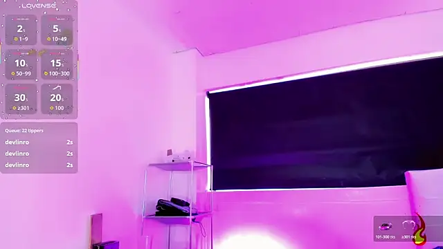 jymena xxx online show from April 14, 7:09 pm