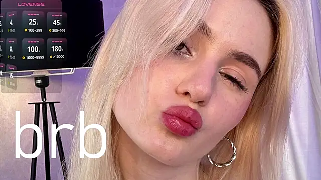 Snapshot of Pancake_Reciper chatting on March 15, 2:45 pm Pancake Reciper online show from March 15, 2:45 pm