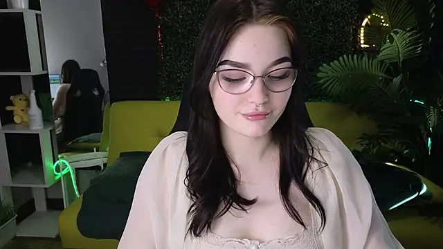 Snapshot of milliedoll chatting on March 9, 8:18 am milliedoll online show from March 9, 8:18 am