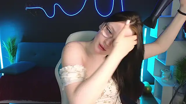 Snapshot of milliedoll chatting on March 19, 8:34 am milliedoll online show from March 19, 8:34 am