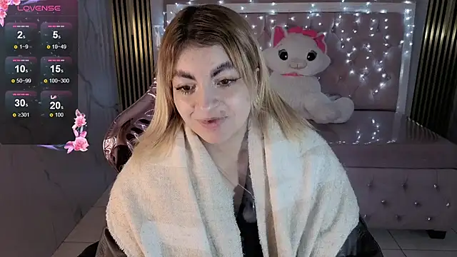 lili conor s online show from November 14, 3:16 am